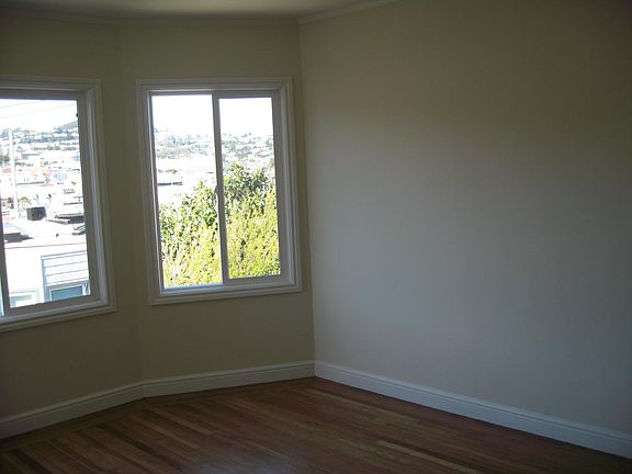 4th image of 2412 Alemany Blvd