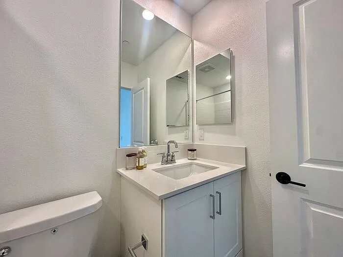 2055 Vela Ln #3220L — Photo 24