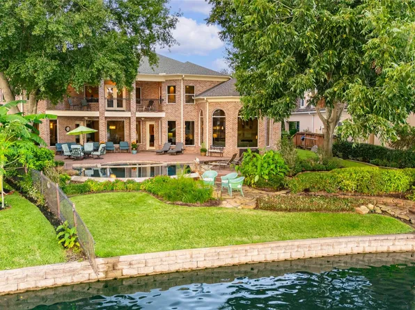 3 Berenger Place, Sugar Land, TX 77479