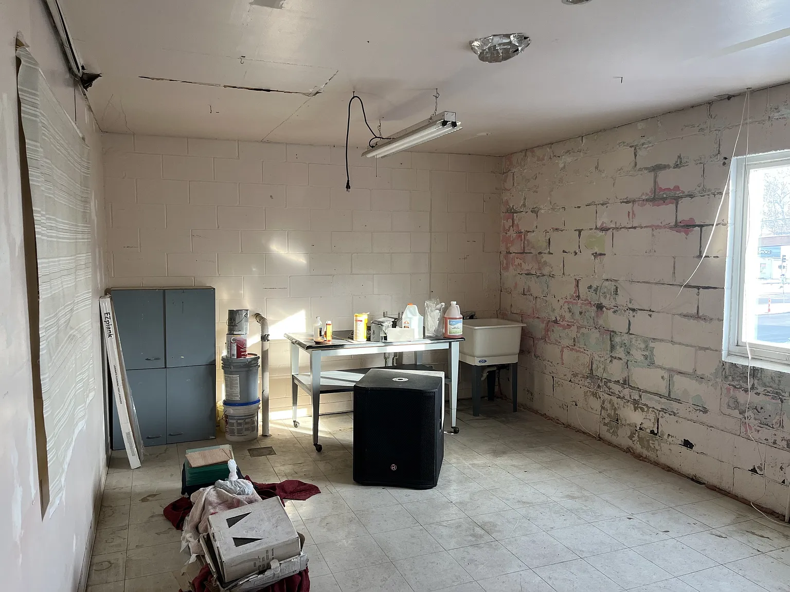 5701 Northwest Radial Highway — Photo 1