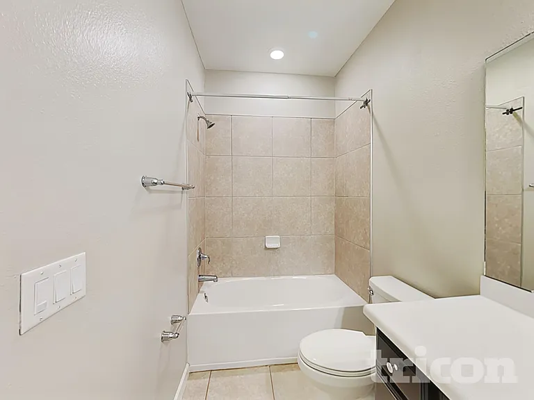 10344 Pavnes Creek Dr — Photo 15