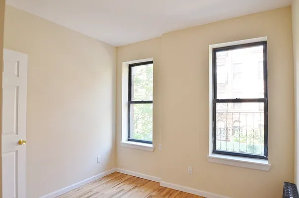 Rented by CITY SKYLINE REALTY INC | media 14