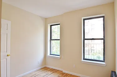 Rented by CITY SKYLINE REALTY INC