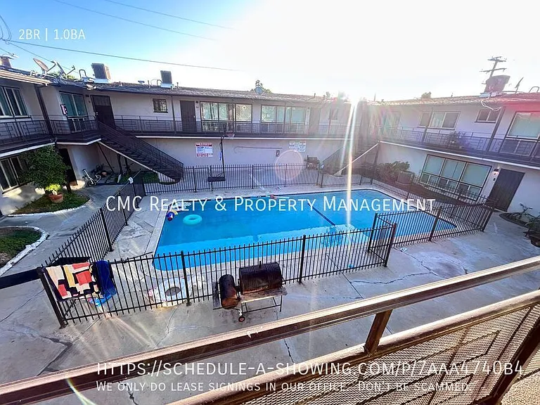 10242 Darby Ave #6 — Photo 4