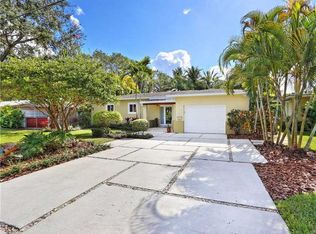 5946 SW 34th St, Miami, FL 33155