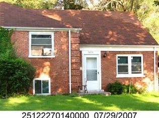 9616 S Merrion Ave, Chicago, IL 60617