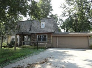 1888 W Grapevine Dr, Ozark, MO 65721