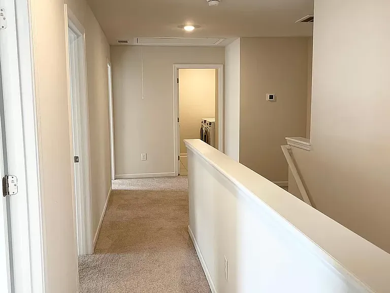 1048 Flintshire Dr — Photo 14