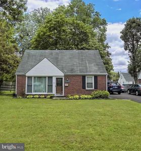 1226 University Ave, Morton, PA, 19070