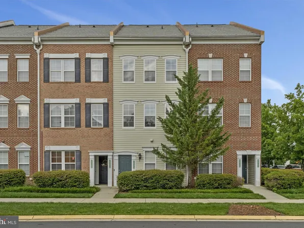 22773 Fountain Grove Sq, Ashburn, VA 20148
