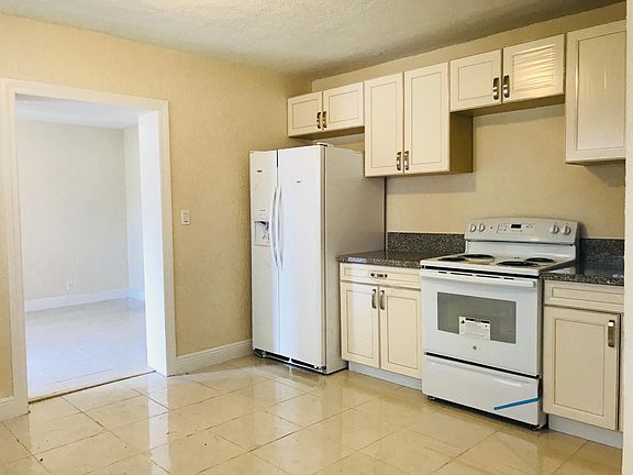 4th image of 2141 NW 91st St #1