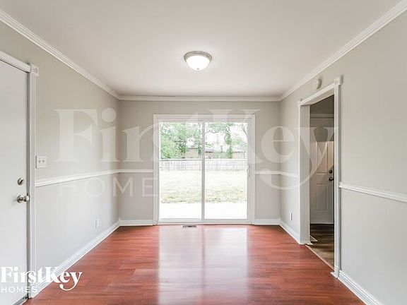5th image of 5319 Daniel Dr