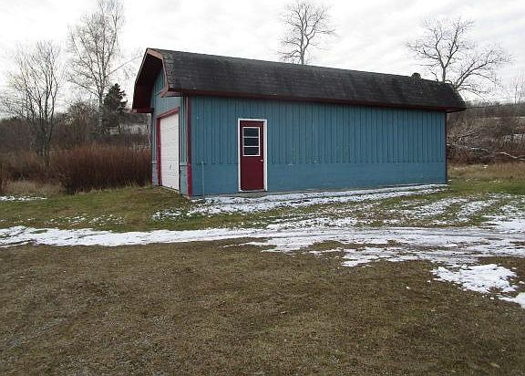Barn 16X33