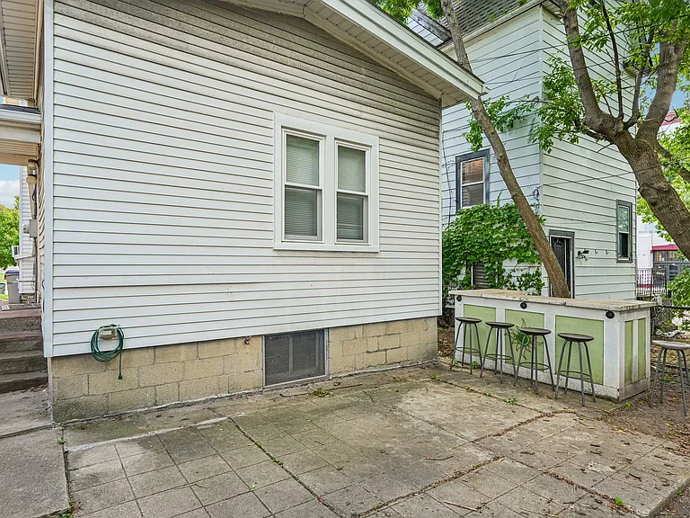 804 E Kewaunee St #804 — Photo 35