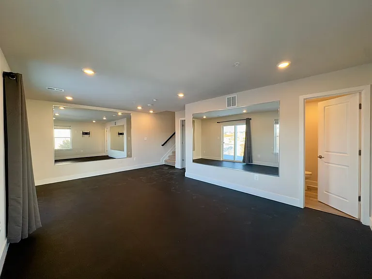 2115 Woodlands Rd — Photo 8