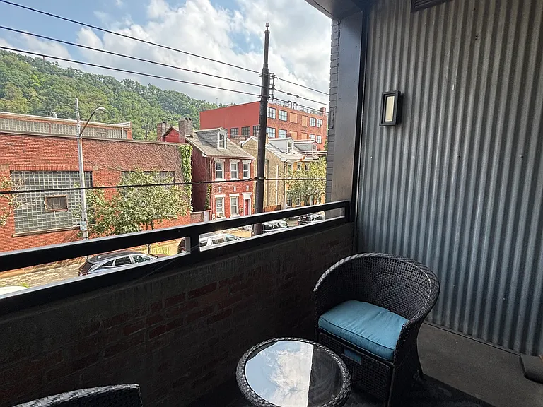 2545 Penn Ave — Photo 9