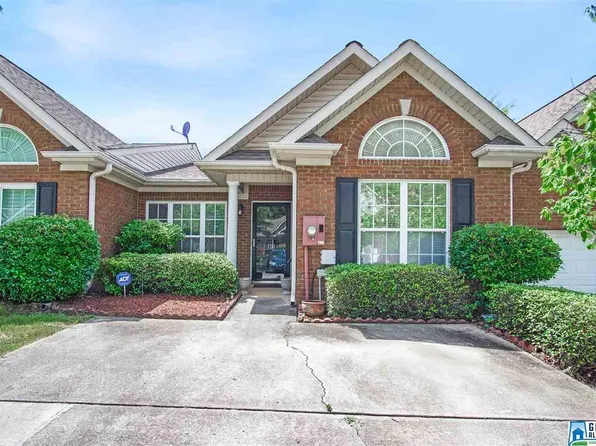 121 Hayesbury Ct, Pelham, AL 35124