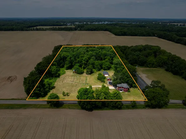 55686 Parkville Rd, Mendon, MI 49072