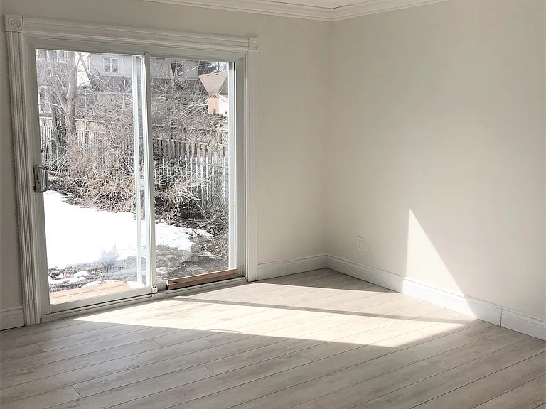 5 Renwick Ave #3 — Photo 16