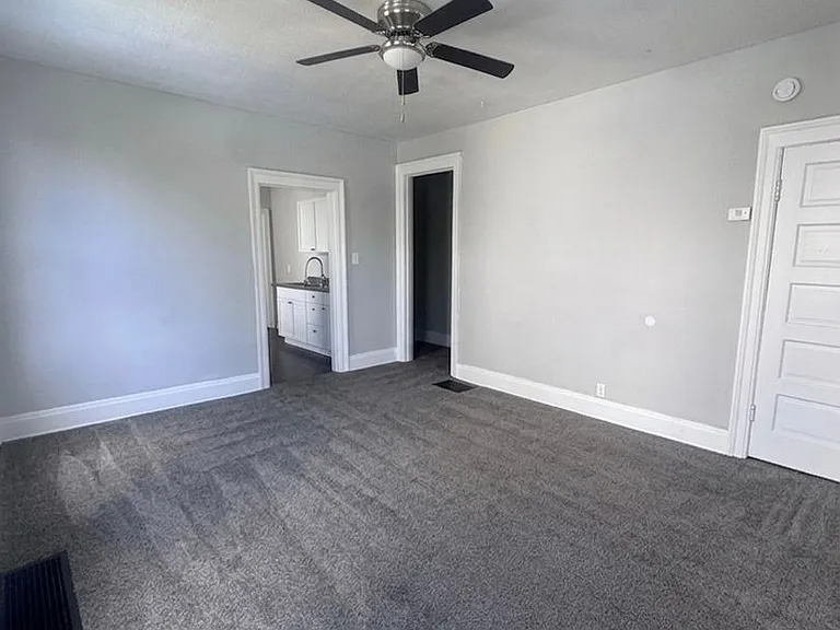 414 Park Ave #416 — Photo 14