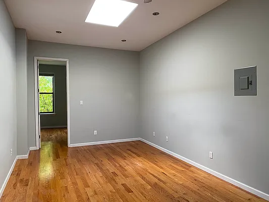 Rented by Brooklyn Group | media 27