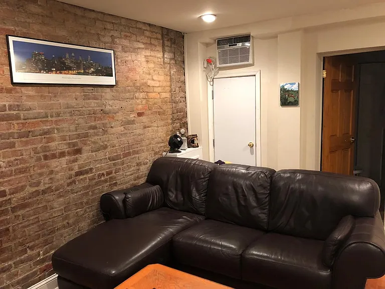 428 S 7th St #1 — Photo 1