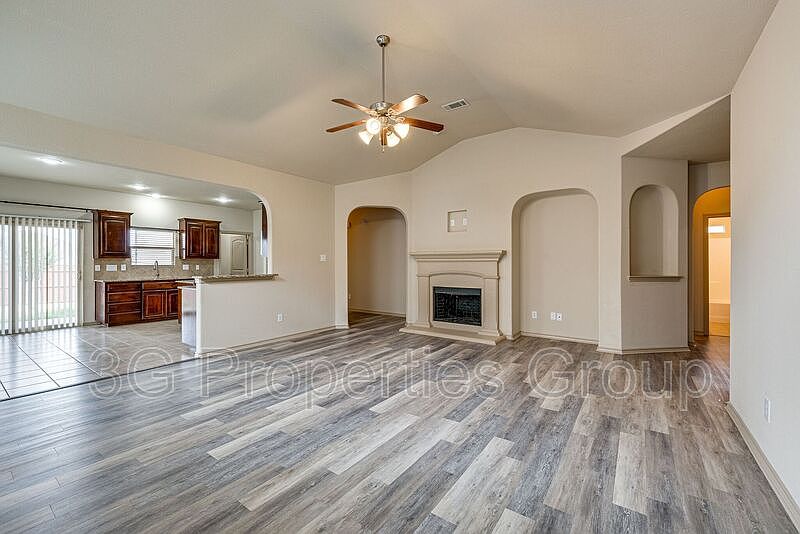 1st image of 1445 Elkford Ln