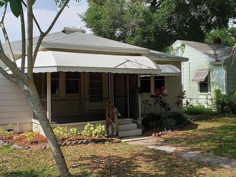 Charming Crescent Heights home