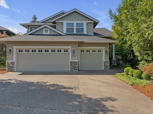 9087 SE Highgate Dr, Happy Valley, OR 97086