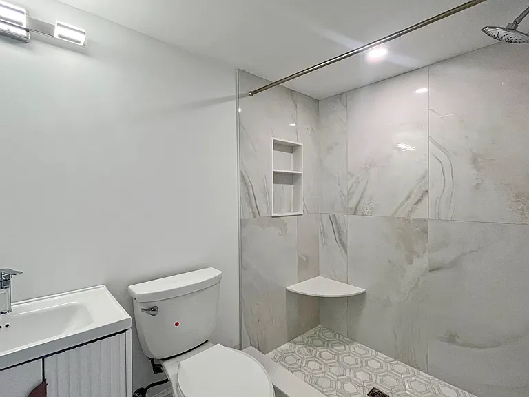 1730 Chesterford Way — Photo 15