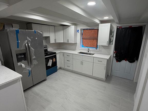 4th image of 311 N 11th St