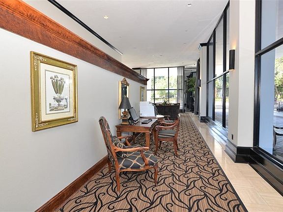 5th image of 400 E Colonial Dr APT 1301