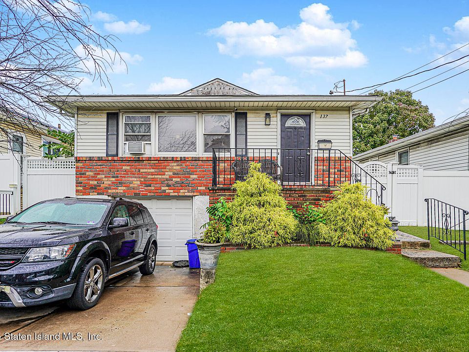 1st image of 137 Dixon Ave
