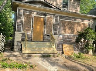 311 Oakley Ave, Rockford, IL 61101
