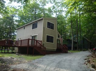203 Elk Run Rd, Pocono Lake, PA 18347