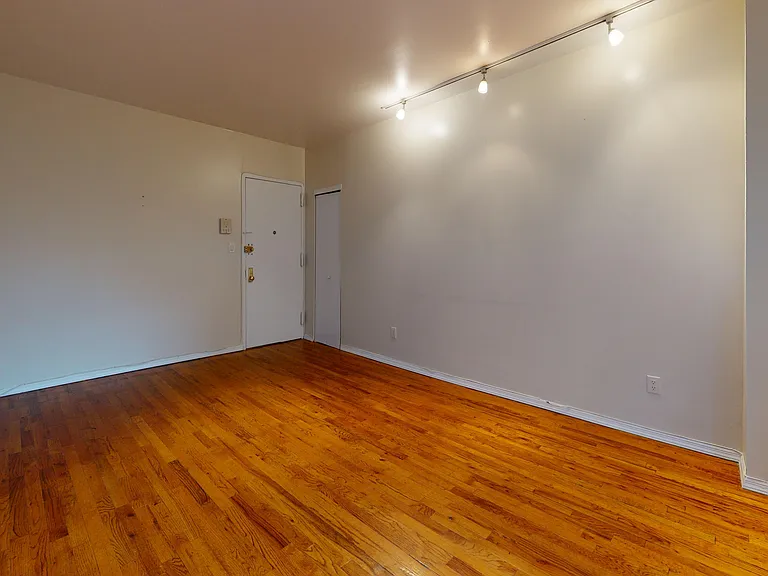 237 Sullivan St #2B — Photo 3