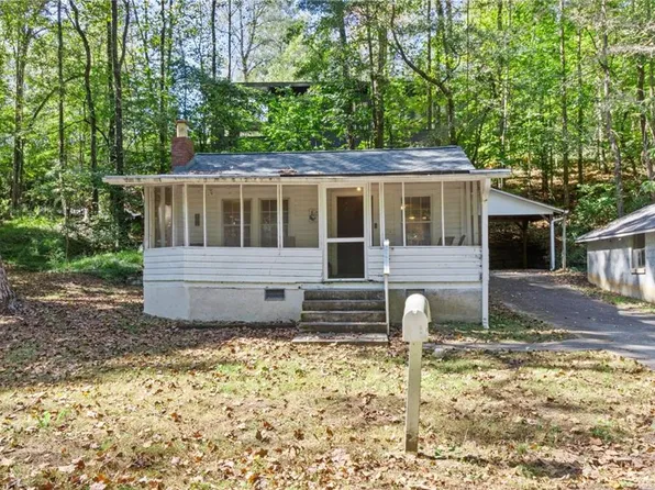 137 Beech St, Roswell, GA 30075