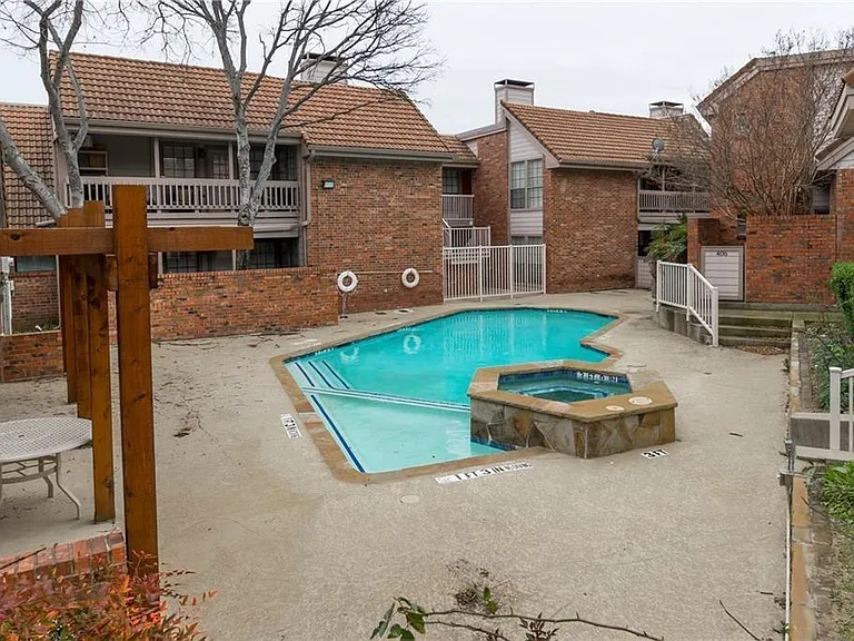 18240 Midway Rd #302 — Photo 30