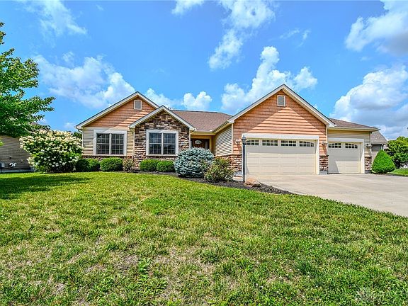 4th image of 2651 Shady Tree Dr