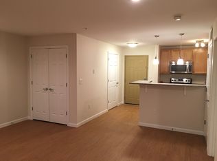 103 Hopkins St #111, Wakefield, MA 01880