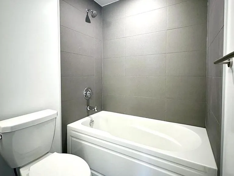2545 Simcoe St N #2019 — Photo 8