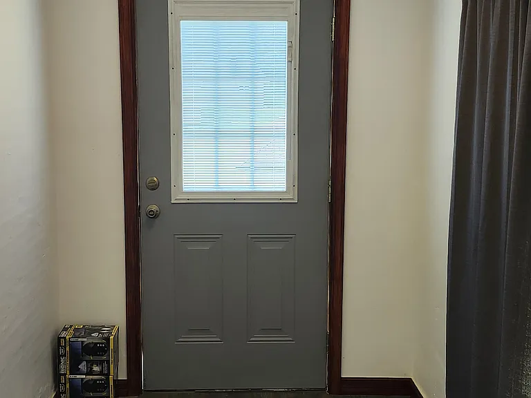 317 Church St #B — Photo 2