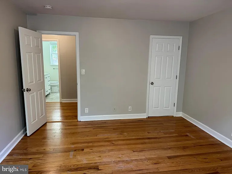 3064 S Buchanan St — Photo 24