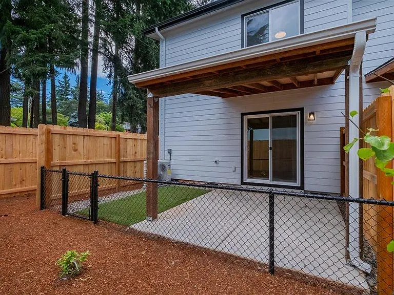 1390 Overlook Ave NW — Photo 5