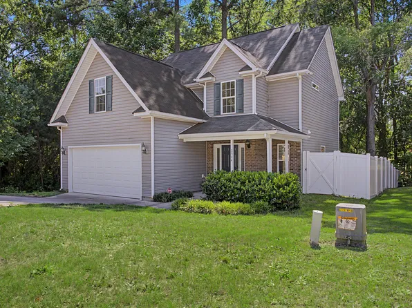 2924 Smooth Stone Trl, Raleigh, NC 27610