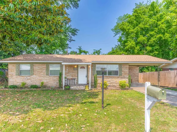 1007 N Chestnut St, Morrilton, AR 72110