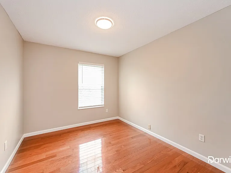 1194 Creekstone Dr — Photo 12