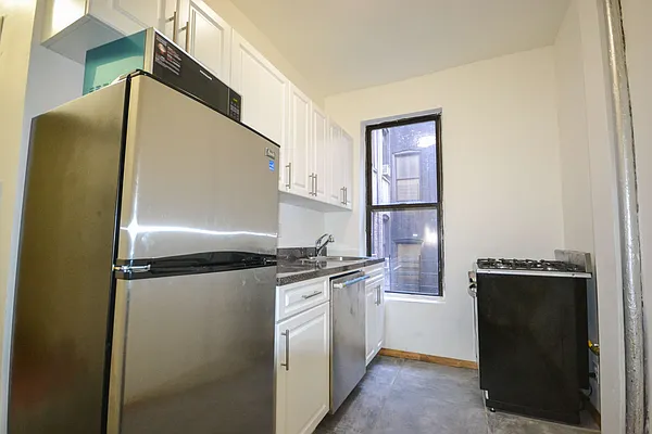 Rented by Bold New York | media 11