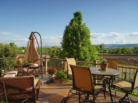 Deck / Mt. View