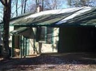 43 Ridgecrest Dr, Hillsville, VA 24343